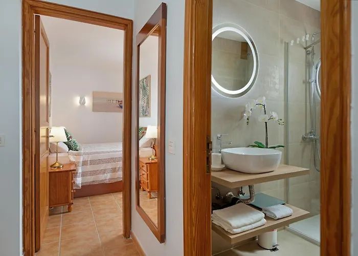 Lovely Duplex With Sea Views *