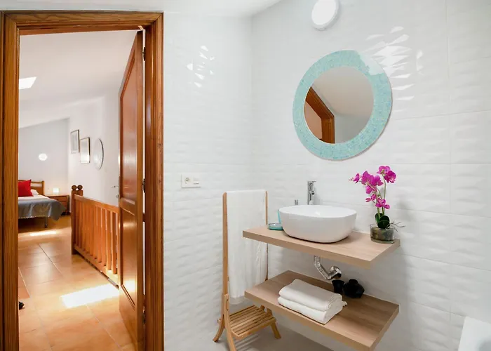 Lovely Duplex With Sea Views 科斯塔特吉塞