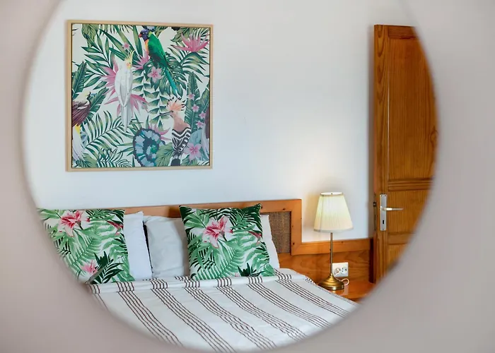 Lovely Duplex With Sea Views *